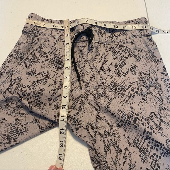 BEVYFLOG Bevy Flog Shely Ash Python Pant Size 26 - Picture 9 of 10